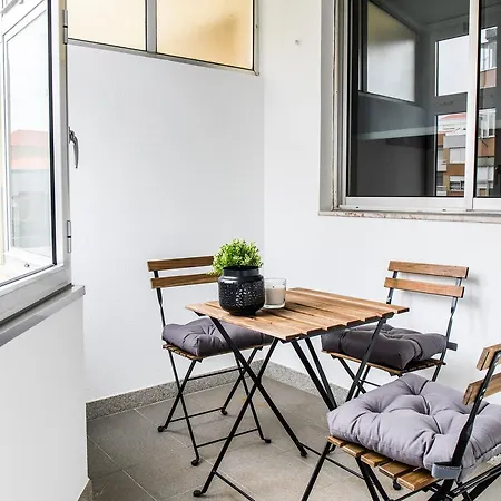 Charming Trindade Apartament * Oporto