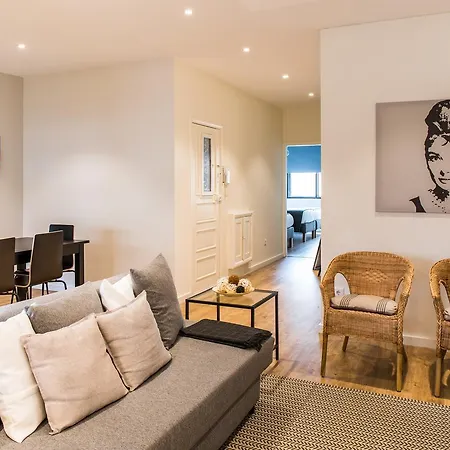 Lägenhet Charming Trindade Apartament Oporto