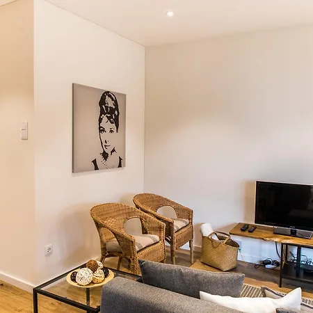 Lägenhet Charming Trindade Apartament
