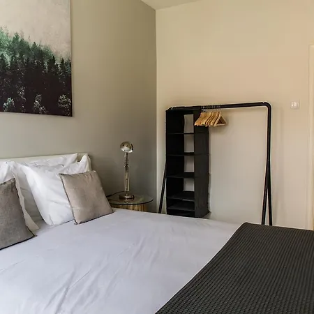 Lägenhet Charming Trindade Apartament *